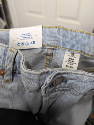 H&M Ultra high waist mom jeans Size 8 - photo 4