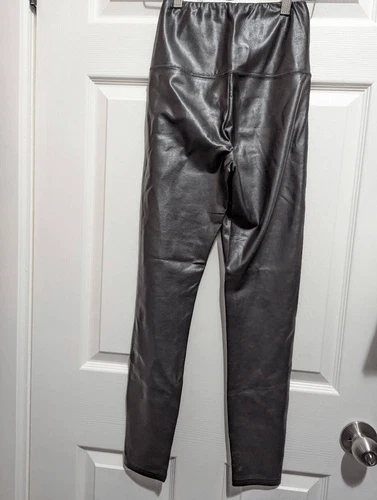 Aritzia Wilfred free daria faux leather leggings XS - photo 4