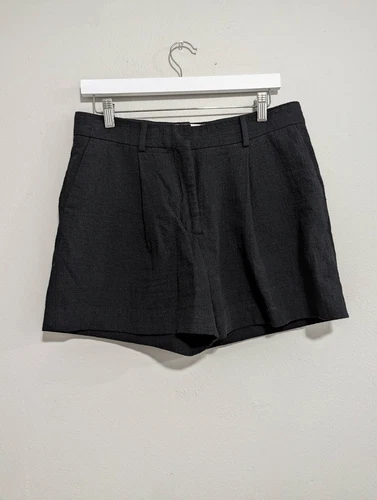 & other stories tailored linen shorts size 40/M