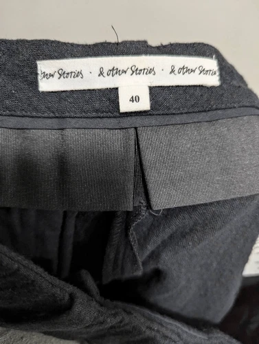 & other stories tailored linen shorts size 40/M - photo 3
