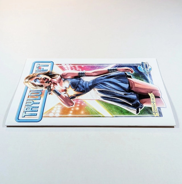 Female Force: TAYLOR SWIFT, Defendini Exclusive Variant - photo 4