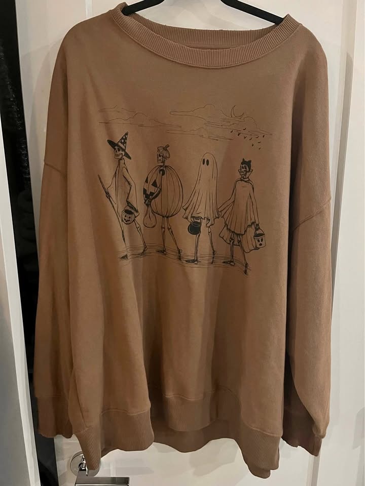 American Eagle Halloween Crewneck