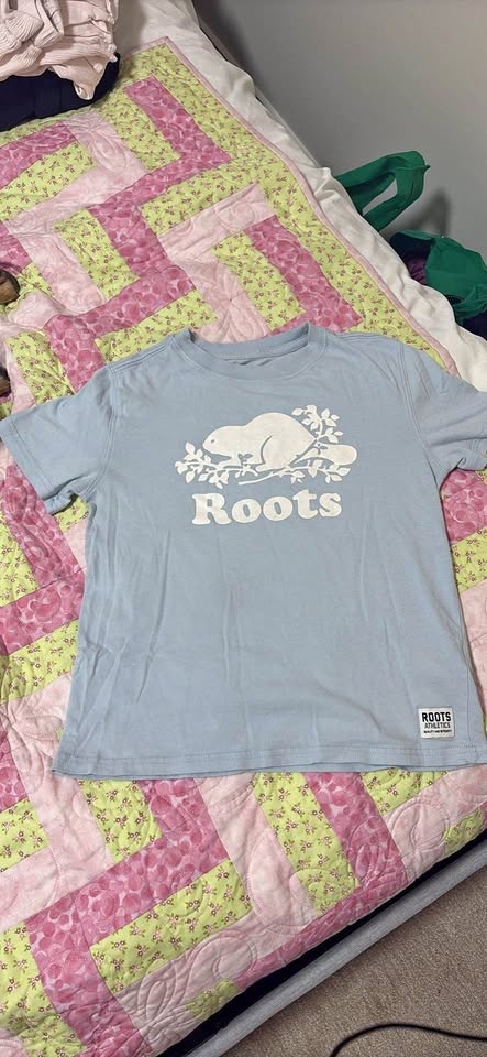 Roots Tee