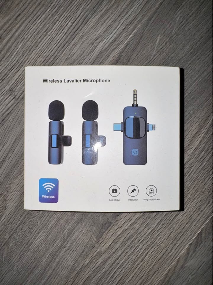Dual Wireless Lavalier Microphone Set – Plug & Play