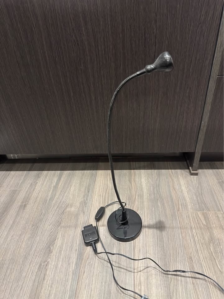 Flexible Gooseneck Desk Lamp – Reading / Task Light - photo 2