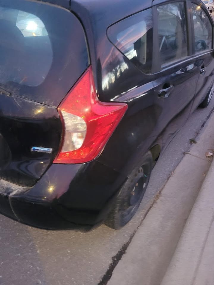 2014 Nissan versa note sv - photo 3