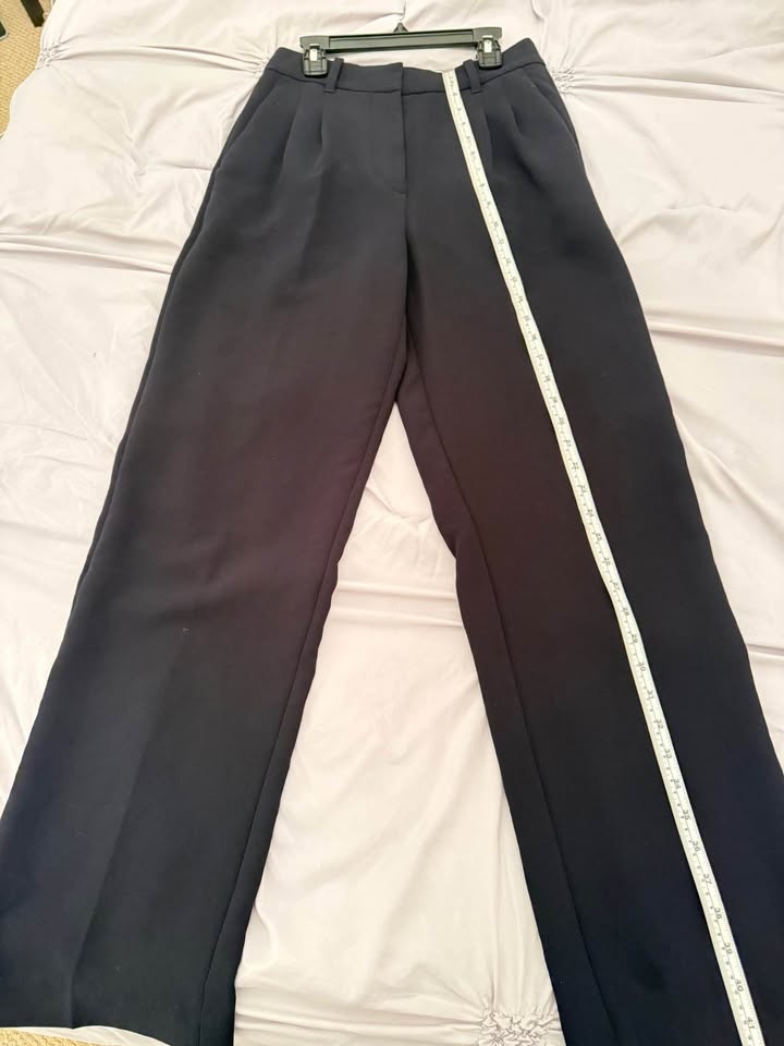 Aritzia “The Effortless Pant” (Size 2) - photo 4