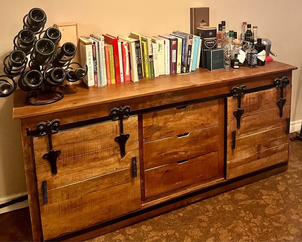 73" Media Console/Dining Sideboard - photo 2