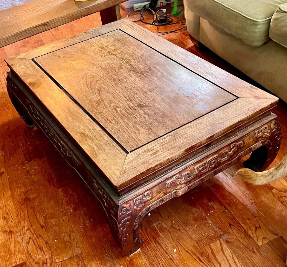 Carved Solid Wood Coffee Table – Vintage / Asian-Inspired - photo 2