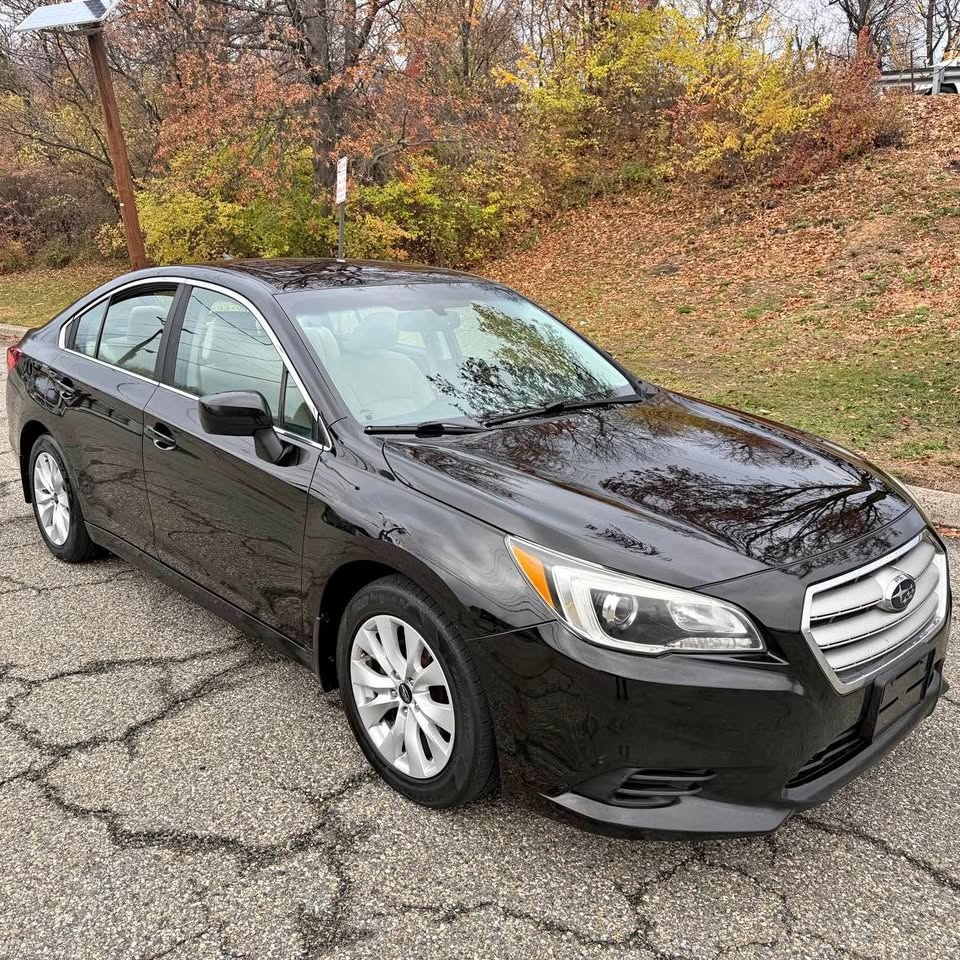 2017 Subaru Legacy · 2.5i Premium Sedan 4D