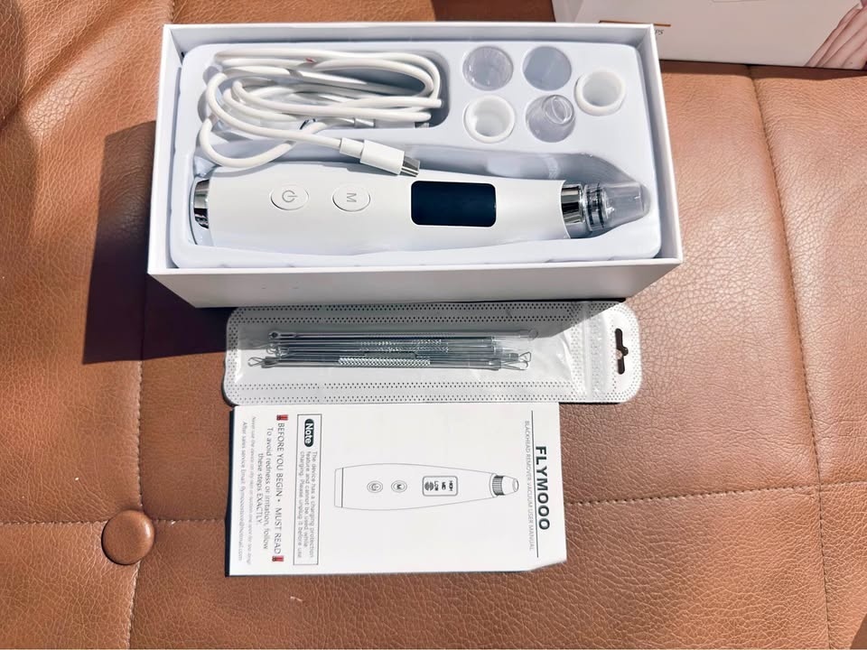 Blackhead Remover Vacuum Facial Pore Cleaner – Like New