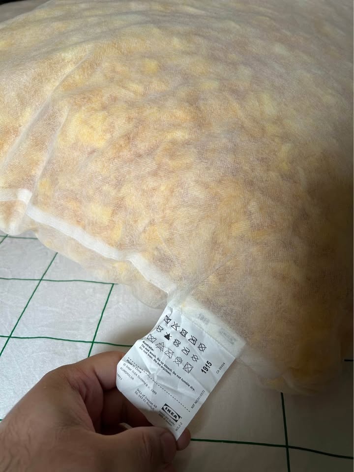 IKEA Queen Size Ergonomic Pillow Pair - photo 5