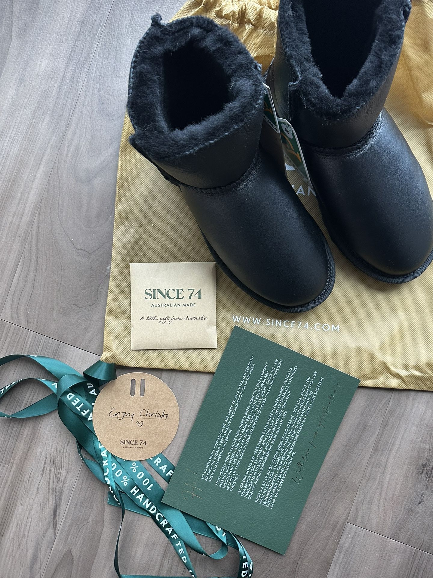 REAL “UGG since 1974” black boots - Size 8 - photo 3