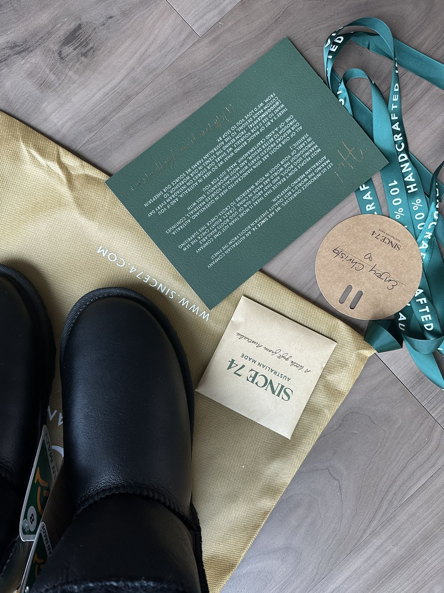 REAL “UGG since 1974” black boots - Size 8 - photo 4