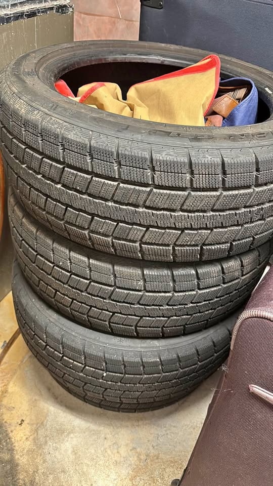 Winter tyres
