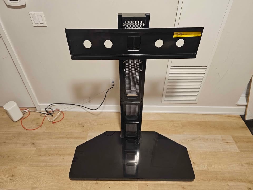 TV Stand with Mount - photo 3