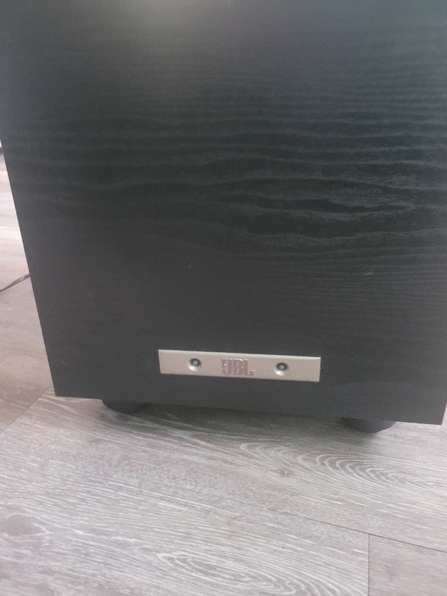 JBL PB10 10" PowerBass Powered Subwoofer - photo 4
