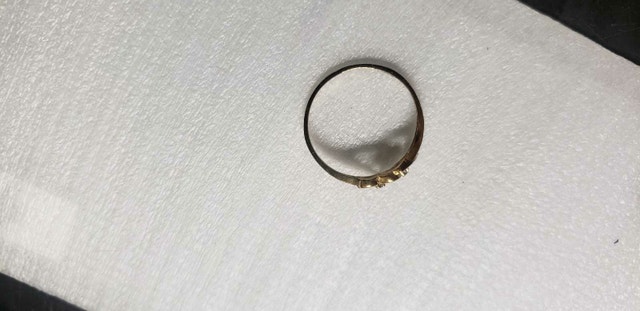 Dainty 2 Heart 2 Diamond 10kt Gold Ring Size 6.5 - 7 - photo 3