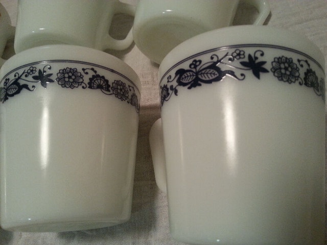 vintage Pyrex Glass Coffee Cup Onion Butterfly Green Daisy - photo 2