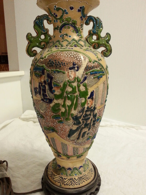 Antique Satsuma Family Porcelain Vase Lamp - photo 2