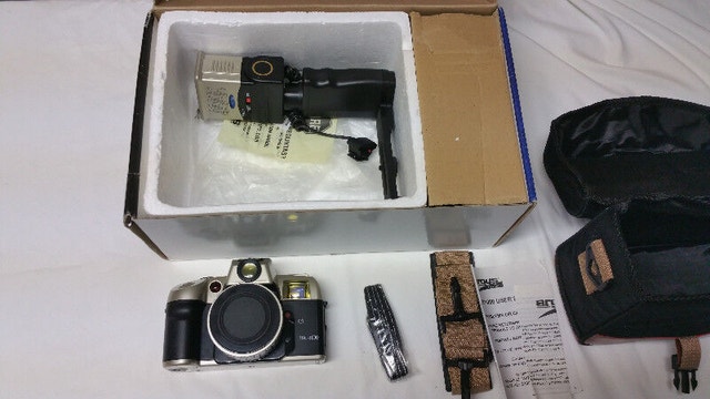 New Argus BBC 1000 35mm Pro Style Camera Kit - photo 3
