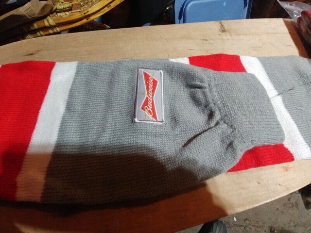 2 New Budweiser Cooler Bag 2 New Scarf hand warmer 52 “ long - photo 2