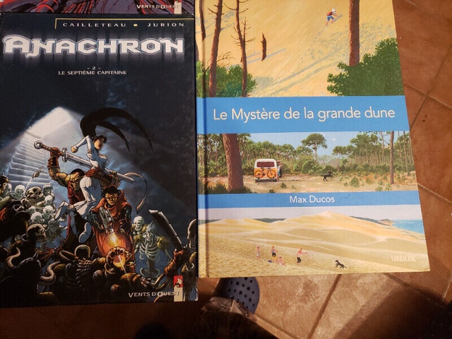 9 French Hard cover Comic books X man Tintin - photo 5