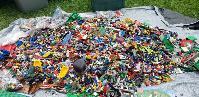LEGO $10 A POUNDS RADOM YOU PICK - photo 4