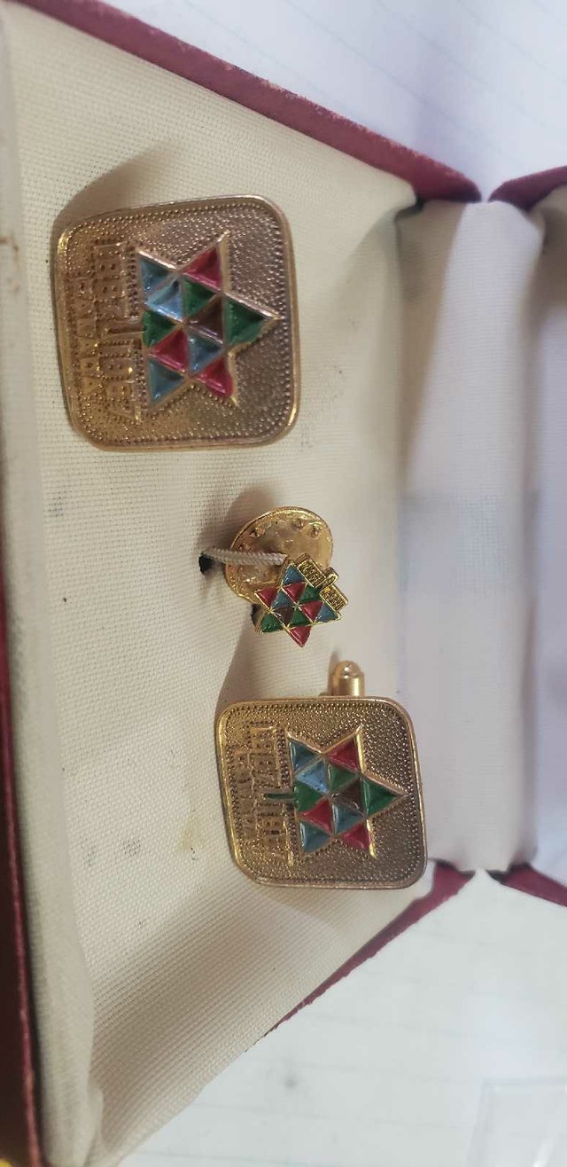 Vintage Canada Centennial Cufflinks and Tie Pin Set