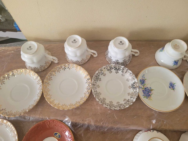 Lot Royal Albert Tea cup saucer set - photo 3