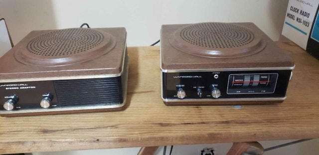 Mid Century Wynford Hall AM/FM Flip Clock RADIO STEREO - photo 2