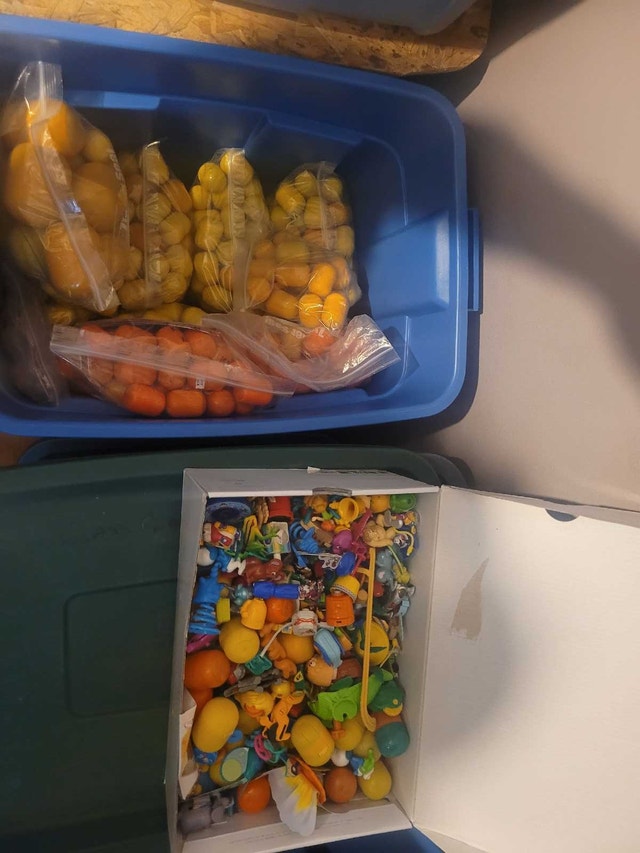 Lot Over 700 + Vintage kinder Surprise toy