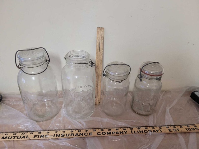 4 ANTIQUE PERFECT SEFTY SEAL CLEAR GLASS WIDE MASON JAR