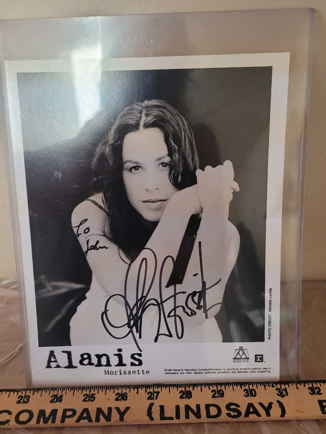 Alanis Morissette 8" X 10" Photo Poster Autograph Signed To John