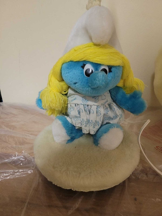 Rare Vintage Ganz Bros Furry Smurfette Electric Table Lamp - photo 3