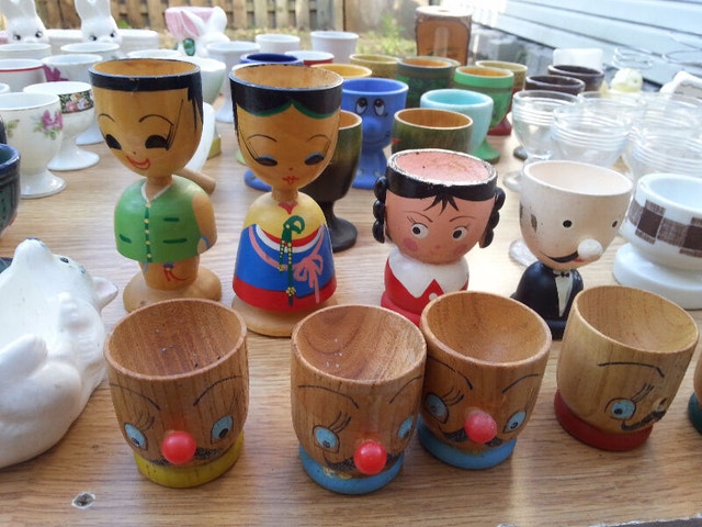 Lot of 107 ASSORTED EGG CUPS .Egg Holder Cups - photo 2