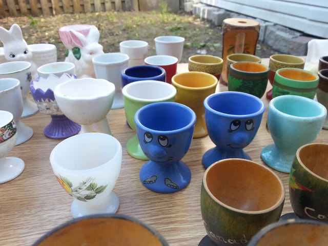 Lot of 107 ASSORTED EGG CUPS .Egg Holder Cups - photo 4