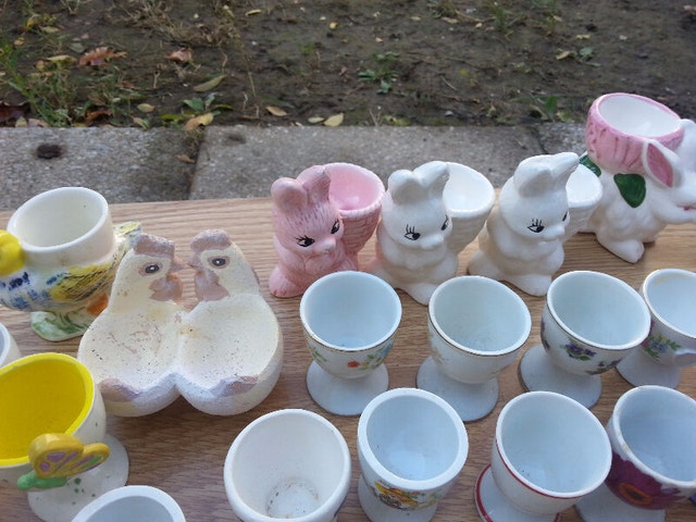 Lot of 107 ASSORTED EGG CUPS .Egg Holder Cups - photo 5