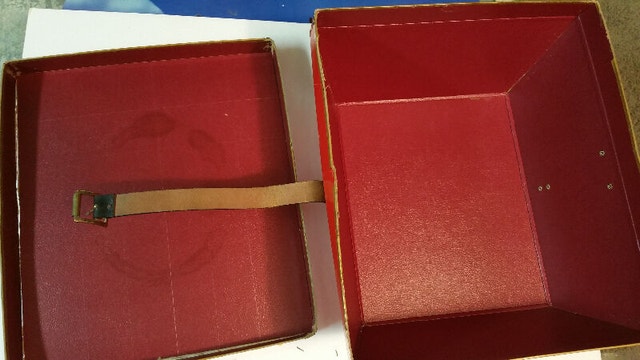 Red Dobbs Hat Box Red Fox Hat Collar - photo 2