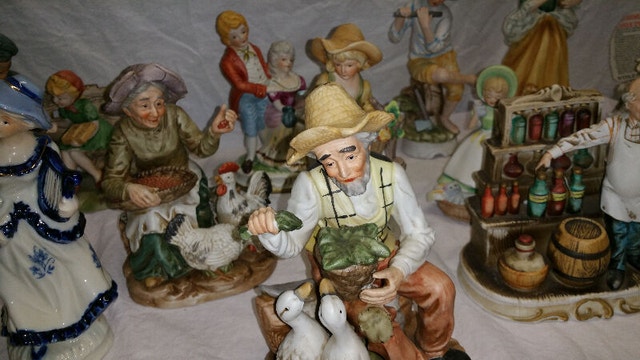20 Vintage Hand Painted Figurines Statue Made in Japan & Korea - photo 4
