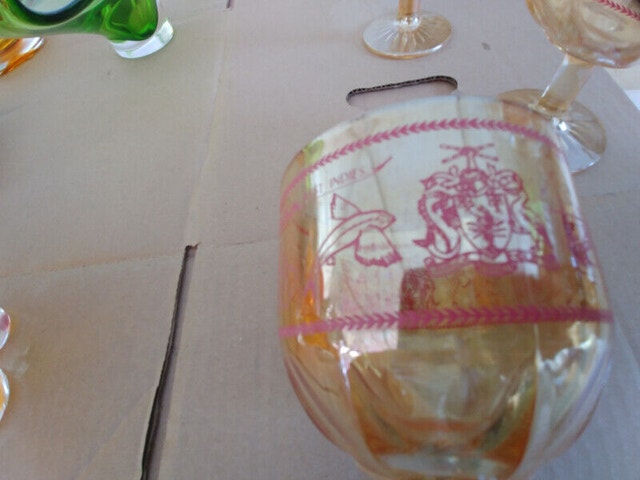 3 Vintage Barbados Carnival Glass Footed Glasses - photo 3