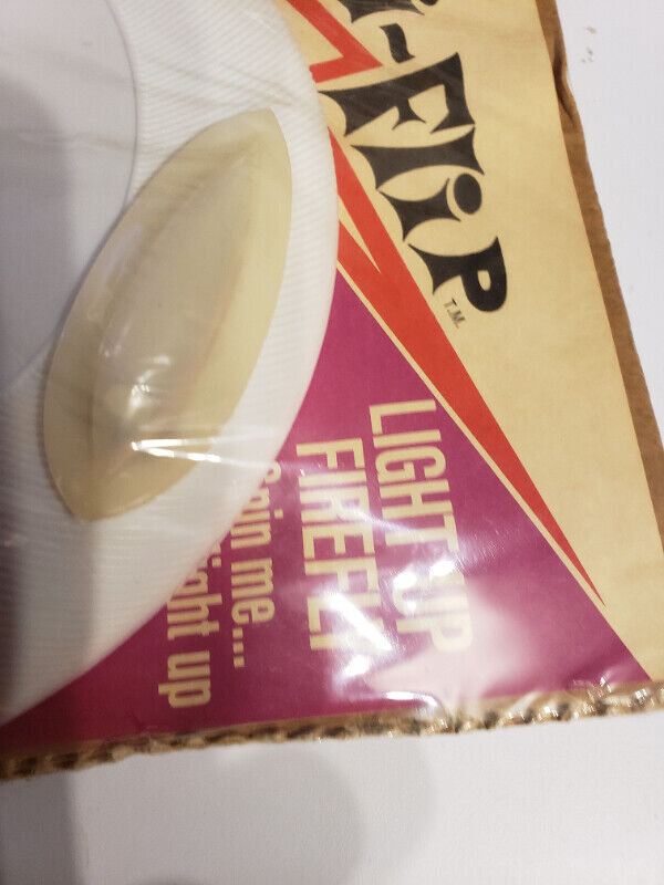 Vintage NEW Frisbee Flying light up saucer Mi-Flip Mid battery - photo 2
