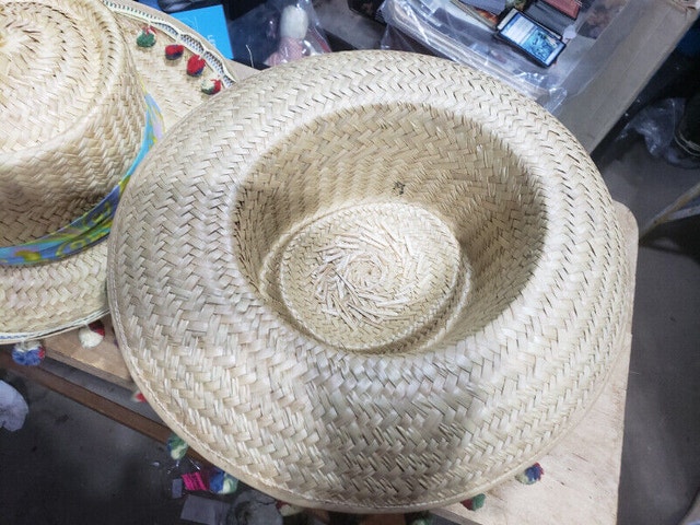 New Vintage Hand Made Straw Hat Mexico - photo 4
