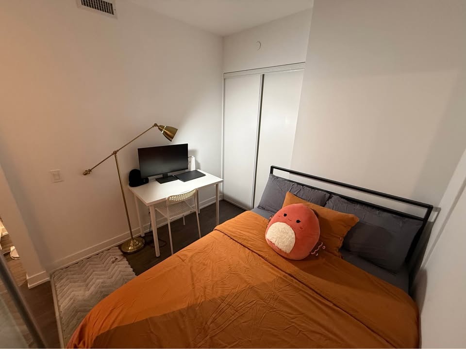 Private room for rent - photo 2