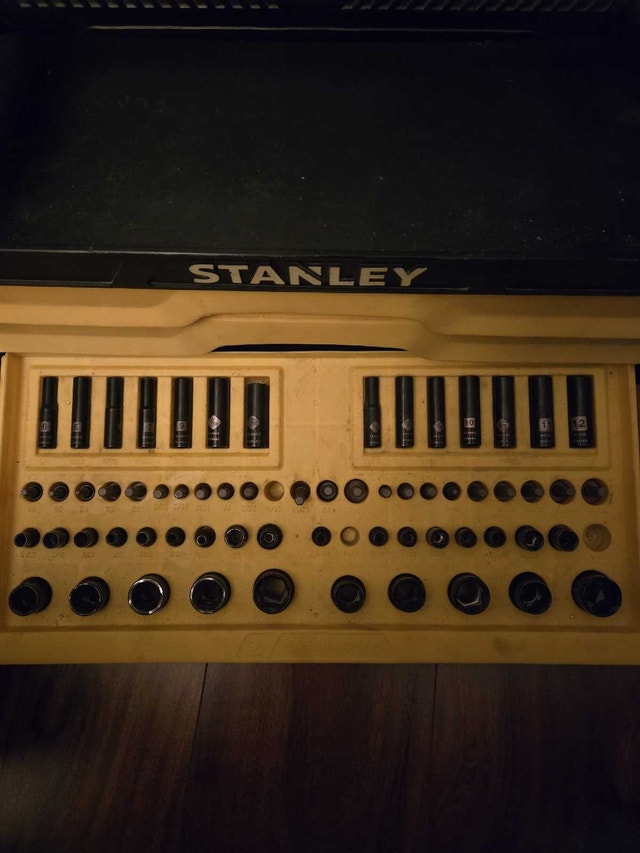 Stanley Tool Box - photo 4
