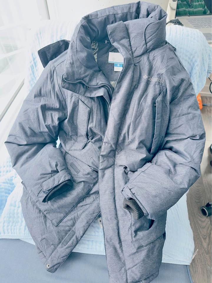 Moving Out Sale – Columbia Winter Jacket