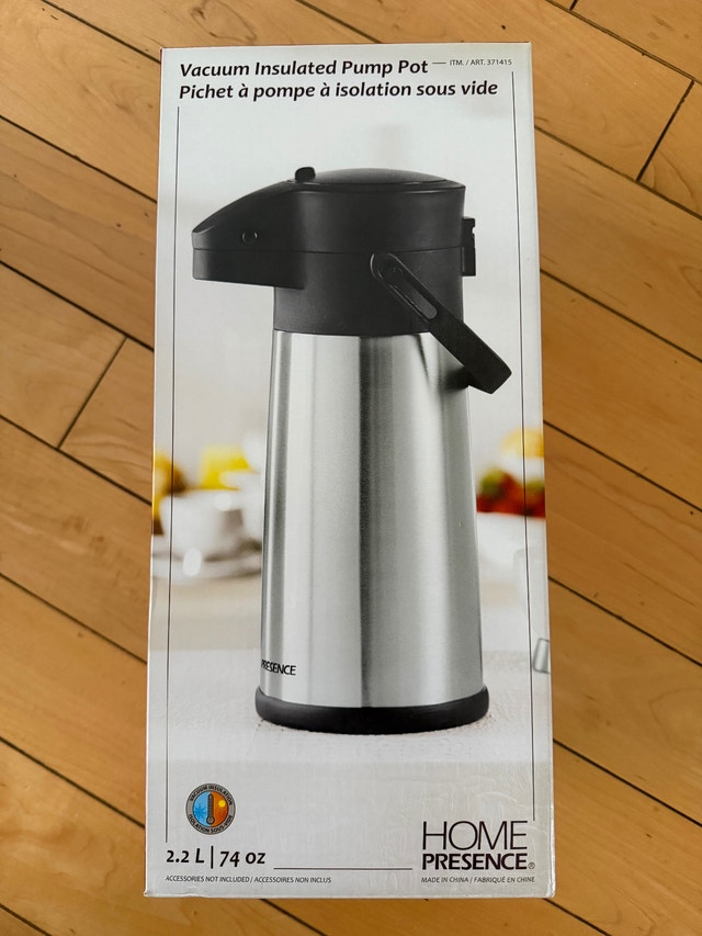 Home Presence vacuum insulated pump pot 2.2L