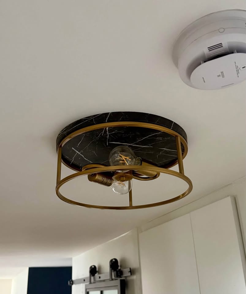 Flush-Mount Light Fixture - 13” in diameter - photo 3