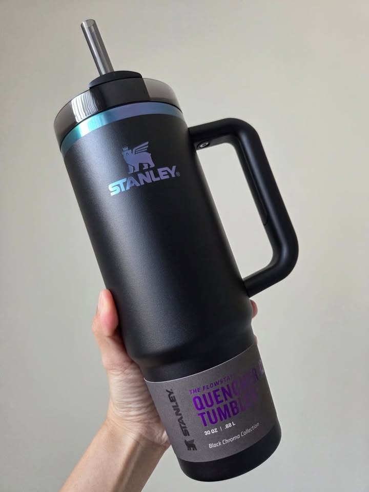 Stanley Tumbler Black Chroma 30 Oz - Rare Limited Edition - photo 3