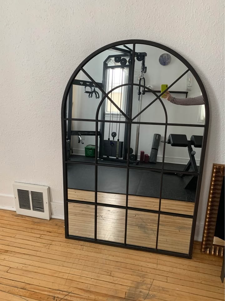 Structube Window Mirror: black/rust colour - photo 4